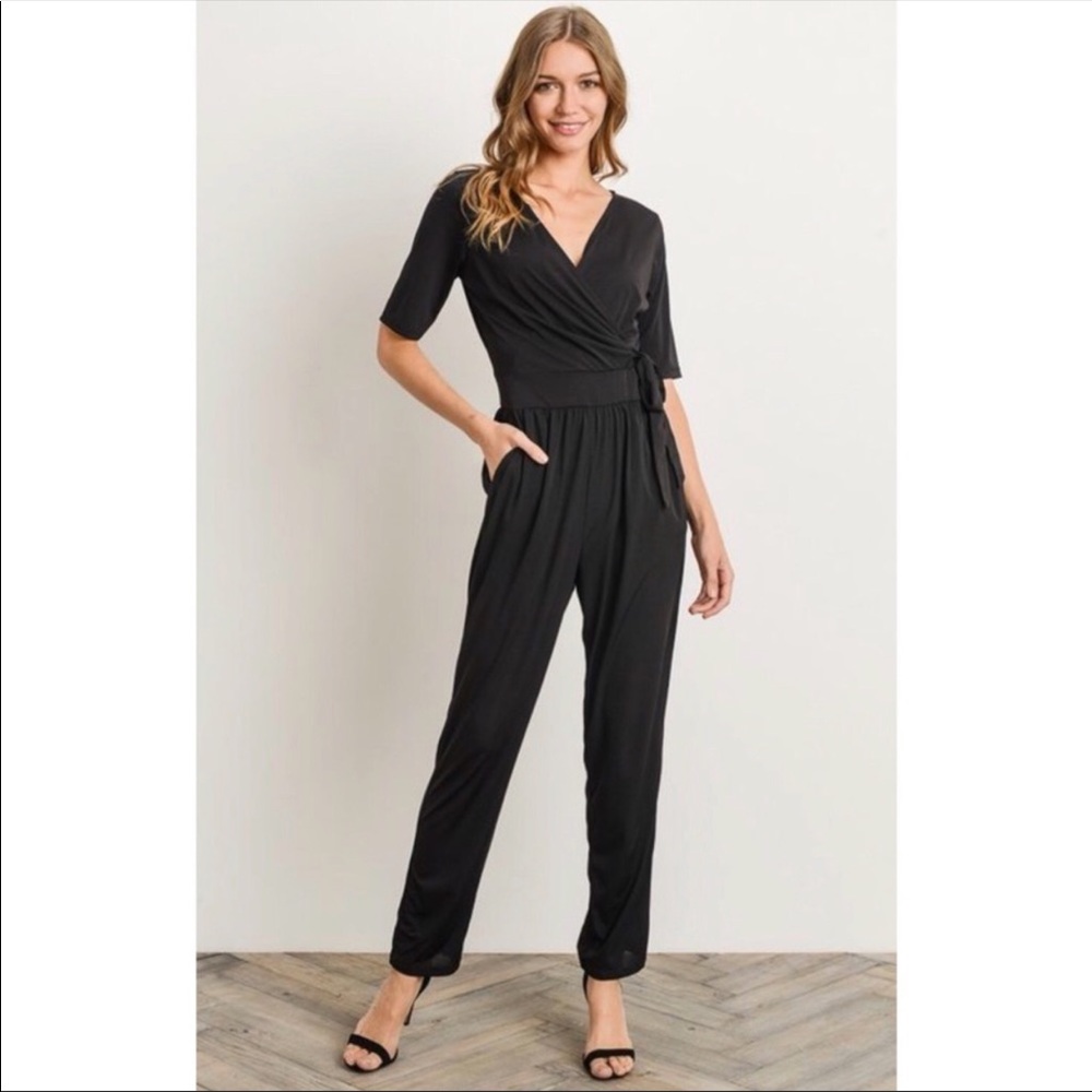 Black wrapped around jumper